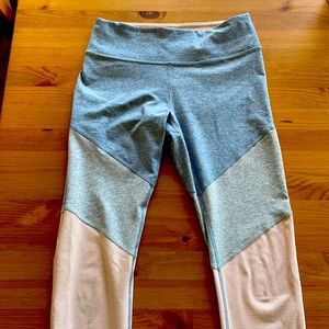 Outdoor voices leggings tri-color